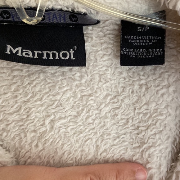marmot sweater - Picture 2 of 6
